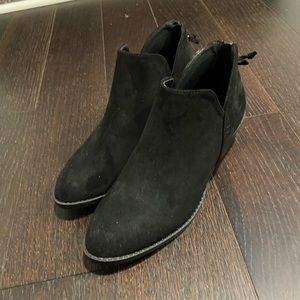 Ankle booties